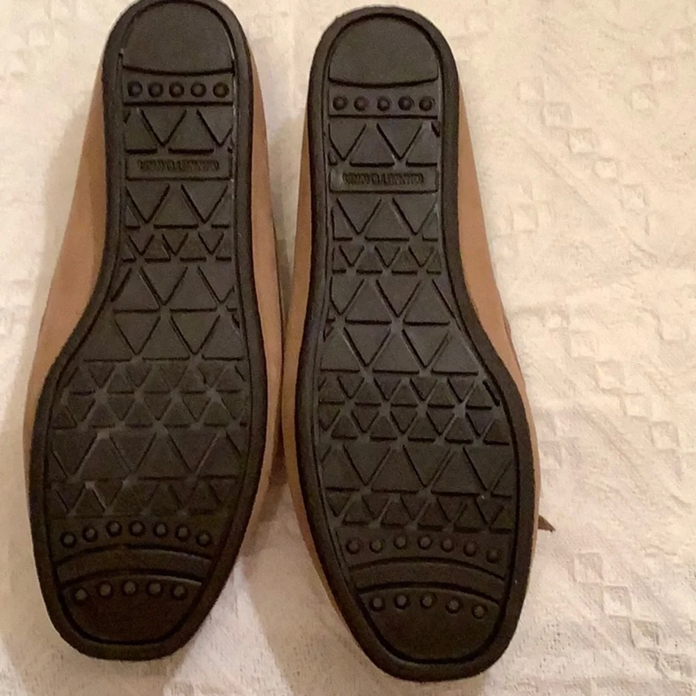 Minnetonka Hard Sole Moccasin Sz 8.5 Decorative Side Studs Leather Top Tie - Picture 2 of 6